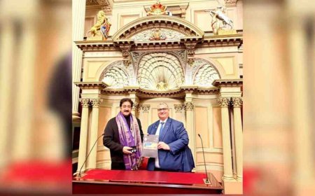 Dr. Sandeep Marwah Receives 7 Prestigious International Honors in 7 Days in Australia